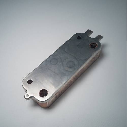 Buderus U062 Plakalı Eşanjör - 0